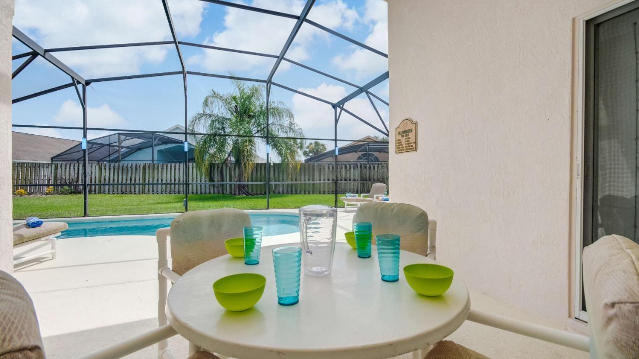 Pool Lighting Feature Private Fence Vila Orlando Exterior foto